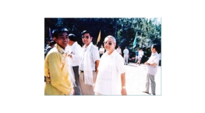 交通廳副廳長(zhǎng)姚尚宏、呼市副市長(zhǎng)連輯看望藏族學(xué)生